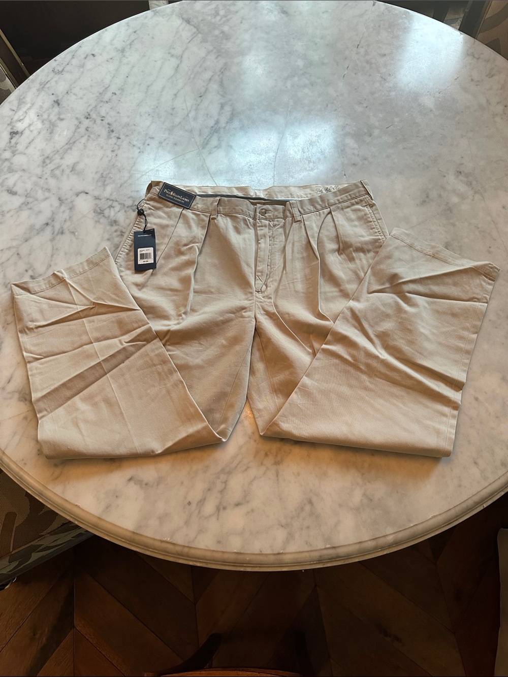 Polo Ralph Lauren, Classic Pleated Fit. 40-30. NWT